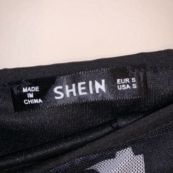 SHEIN star pattern skirt - Picture 2 of 3